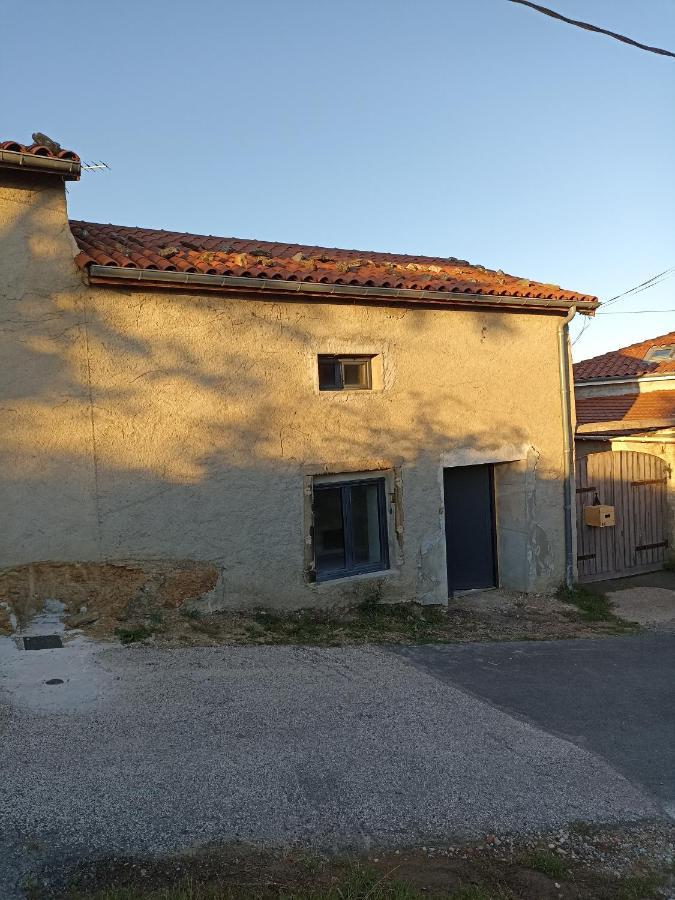 Gites De La Glaciere Saint-Chamond Exterior photo